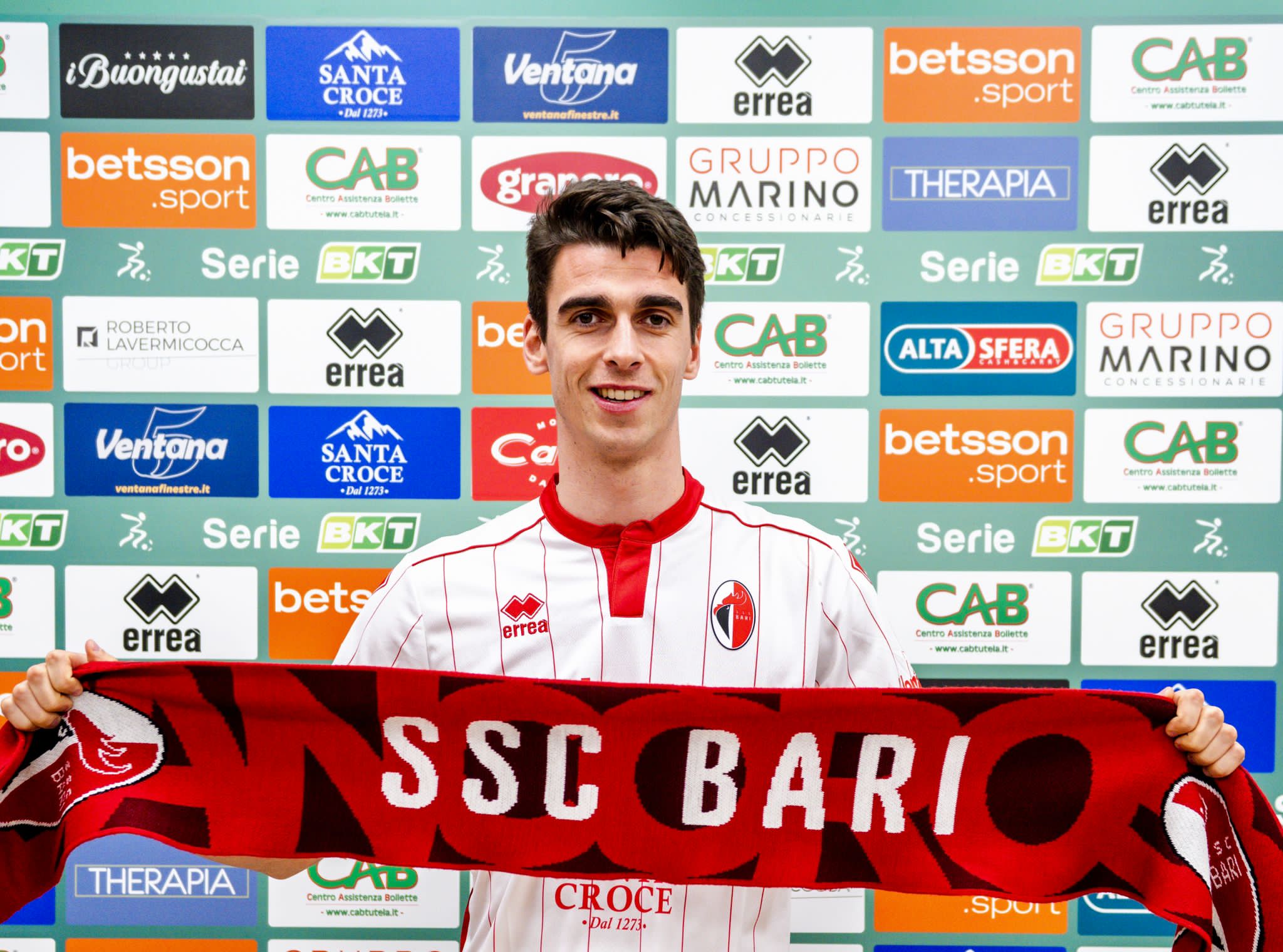 Cas Odenthal è un nuovo difensore del Bari