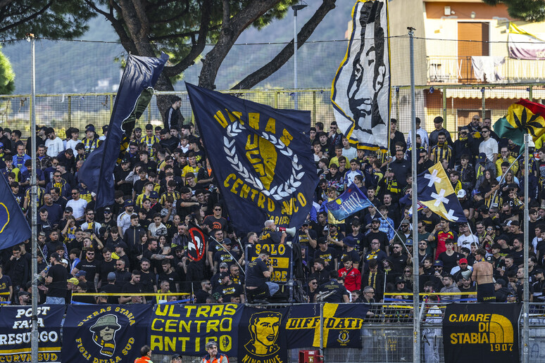 L’illusione del ripescaggio in Serie B: perché calciobarese.it dice "No" e fa il tifo per la Juve Stabia (CB)